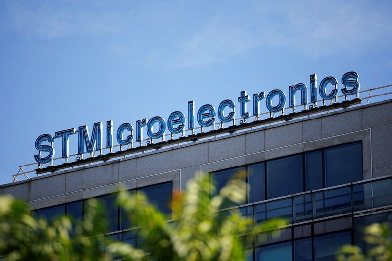 StMicroelectronics sposta al 2030 l’obiettivo di 20 miliardi di dollari di ricavi